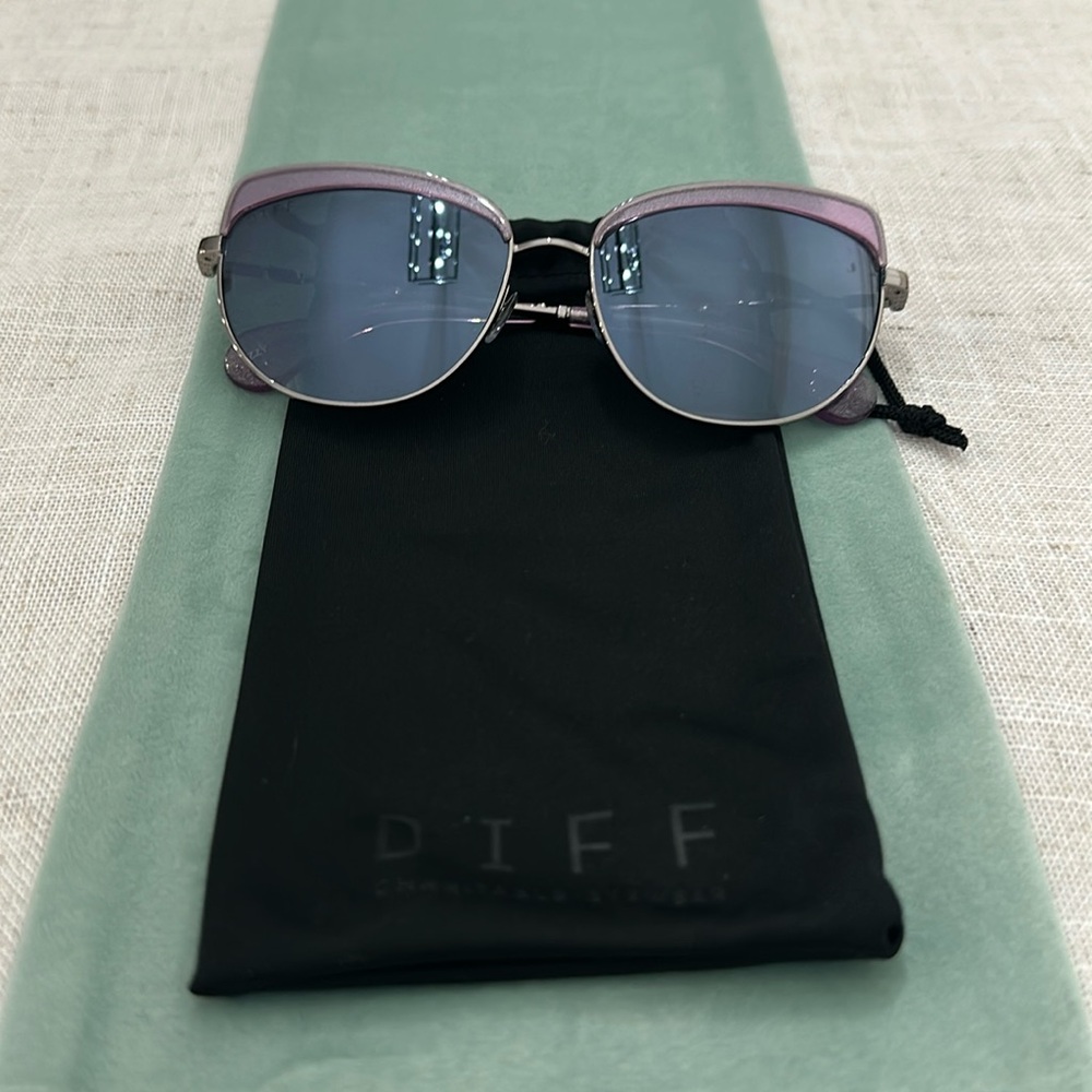 Diffeyewear Izzy Sunglasses - image 1